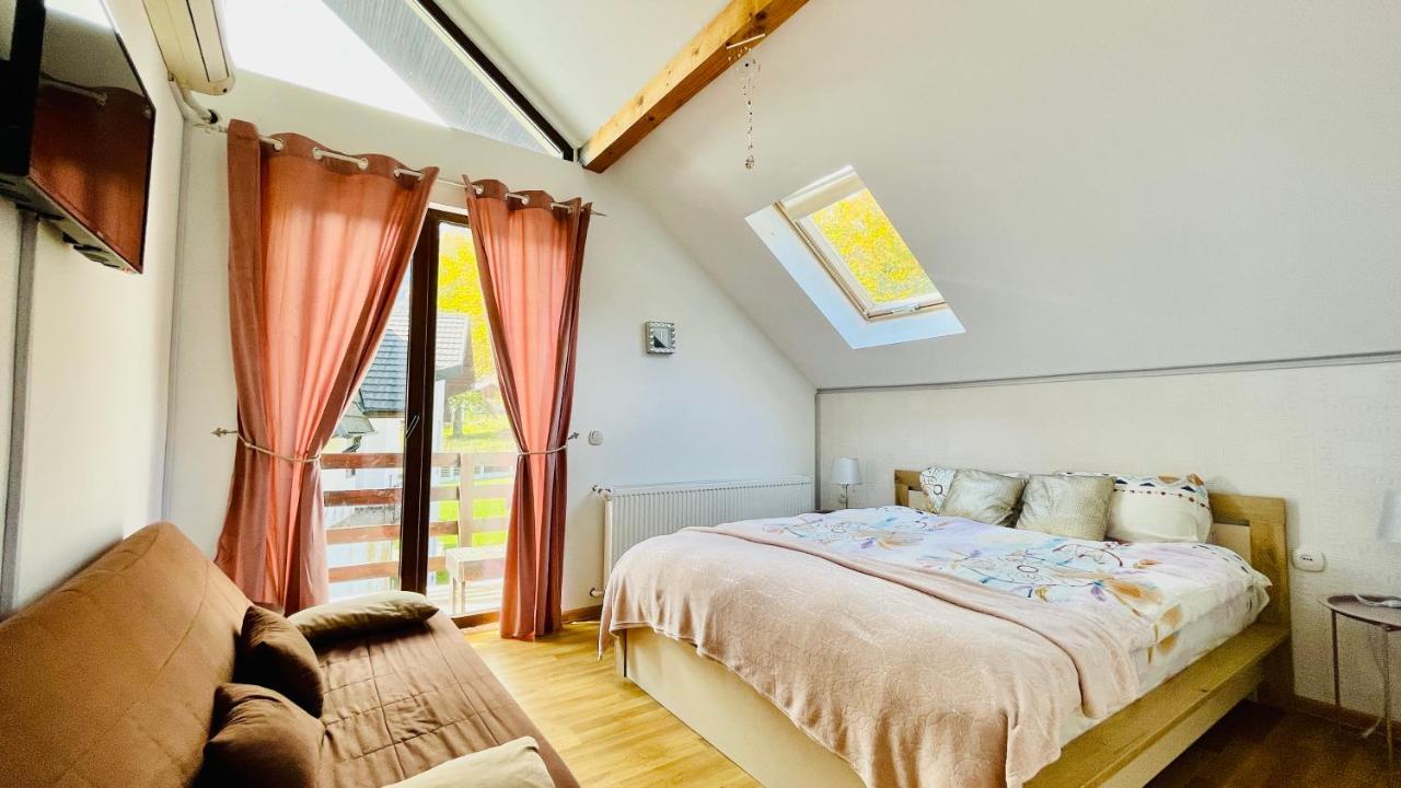 Vila Mama Jana Buşteni Buitenkant foto